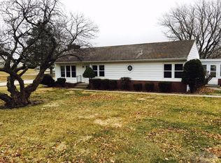 614 N Harrison St, Mediapolis, IA 52637