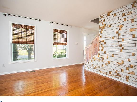 2nd image of 316 Chattahoochee Dr
