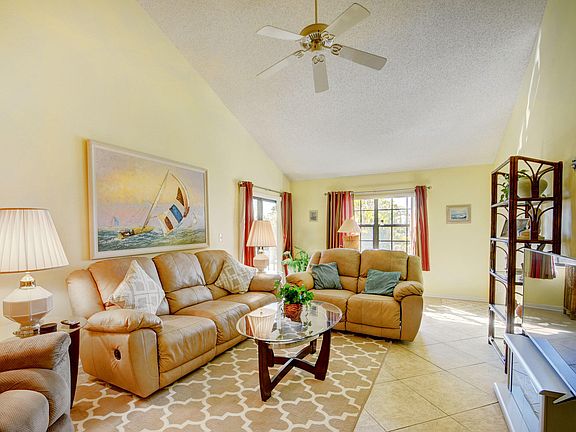 5th image of 4225 S 57th Avenue #H