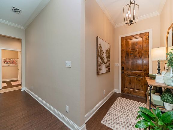 4th image of 4521 Windsor Park Ln