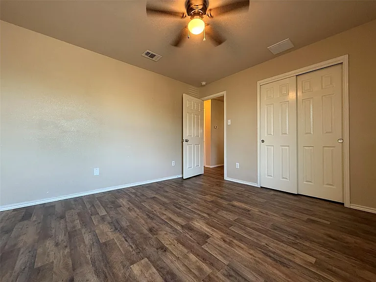 301 Comal Run — Photo 23