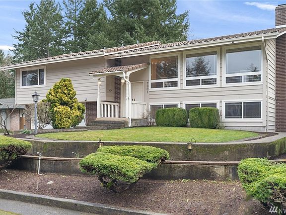 Beautifully landscaped home, located on a quiet cul-de-sac.
