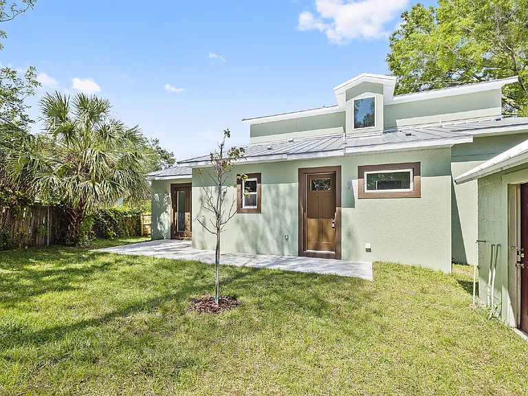 3208 N Rome Ave — Photo 4