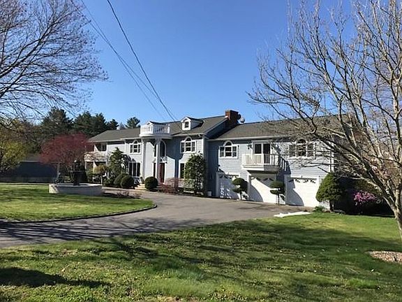 3rd image of 11 Anthony St