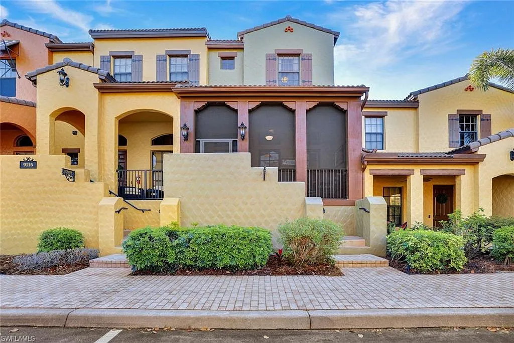 2 bed, 2.5 bath, 1494 sqft, $6,000 — Photo 2