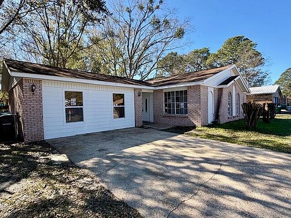 2nd image of 2513 Calle Hermosa St