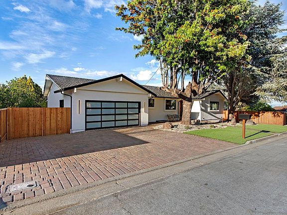 2nd image of 808 Mohican Way