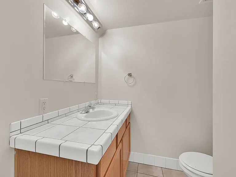 Shady Lane Apartments — Photo 47