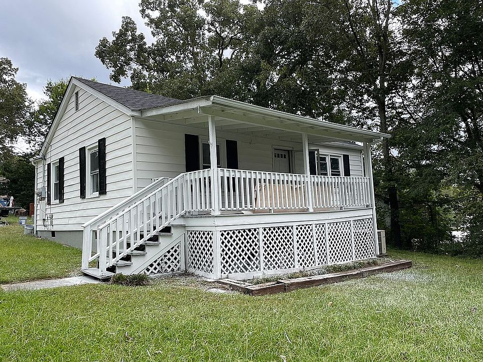 1st image of 38 N Lake Ter