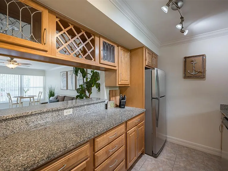 3360 S Osprey Ave #205B — Photo 10