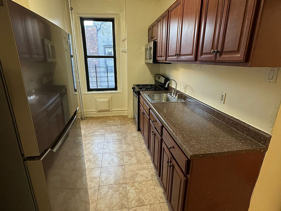 1st image of 1325 Eastern Pkwy APT 3D