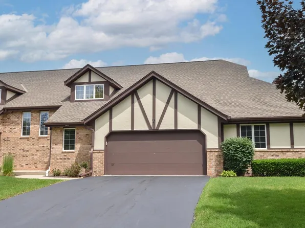 770 Oakwood LANE #C, Brookfield, WI 53045