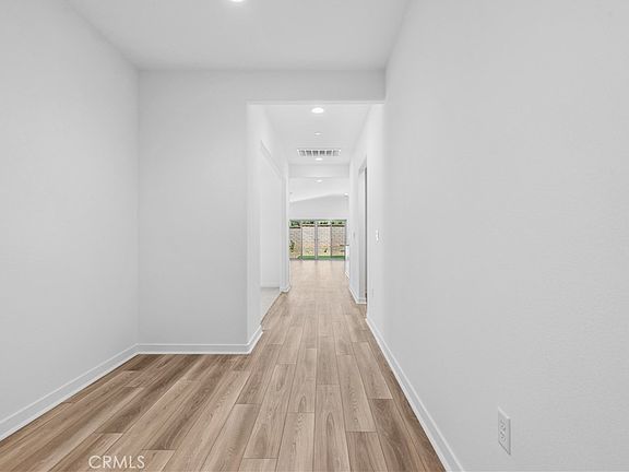 4th image of 1590 Park Village Dr