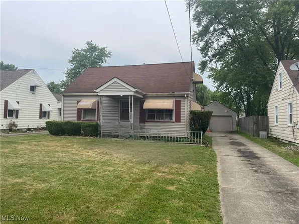 2144 Northwest Blvd NW, Warren, OH 44485