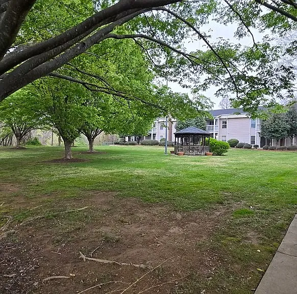 Overlook Apartments — Photo 2