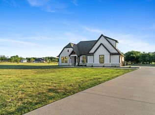 4401 Jock Ewing Cir, Royse City, TX 75189