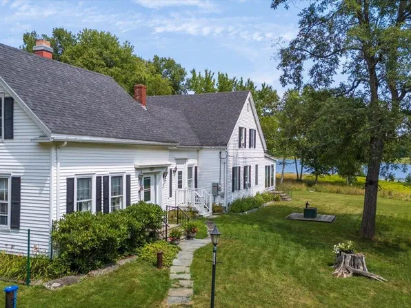 139 Oregon Road, Islesboro, ME 04848