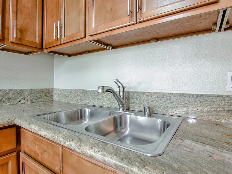 Magnolia Place Apartments — Photo 7