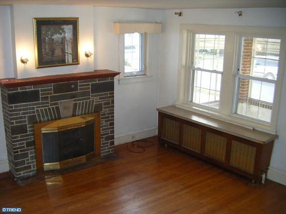 4th image of 6 S Ogle Ave