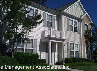 107 Parklane Dr, Morrisville, NC 27560