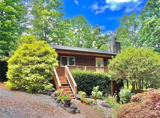 119 Mountain Top Dr, Tamassee, SC 29686