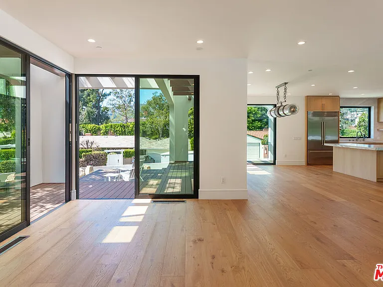 382 Aderno Way — Photo 14