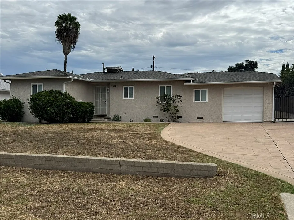 1532 Valinda Ave