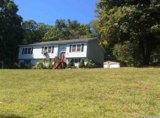 577 Swarte Kill Rd, Esopus, NY 12561