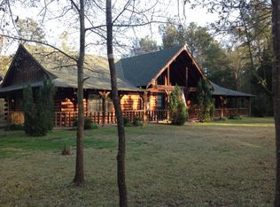 396 An County Road 194, Elkhart, TX