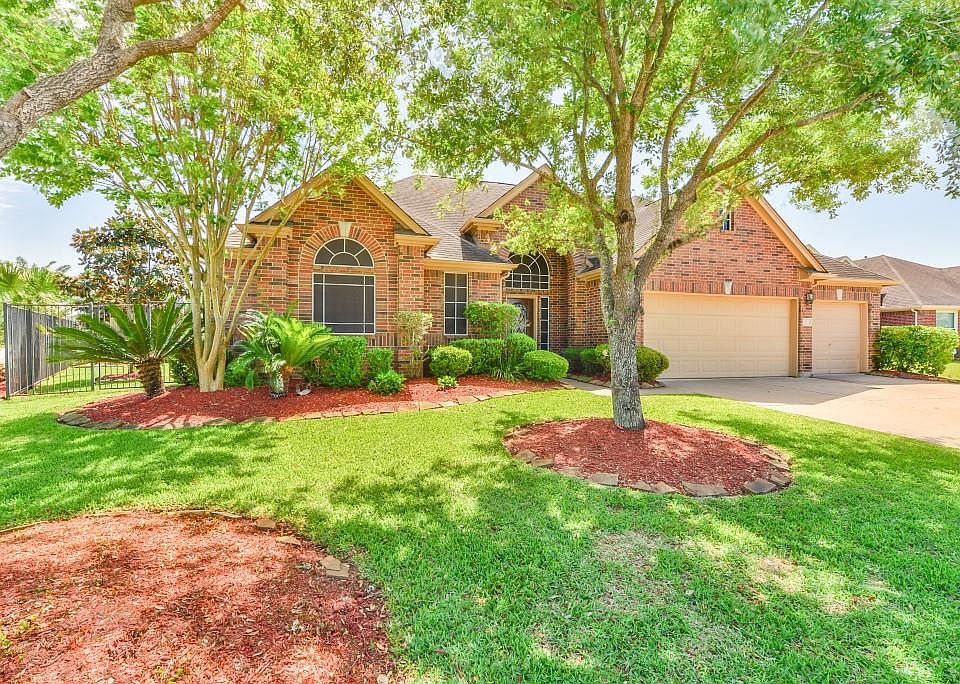 1st image of 2762 Laguna Pointe Dr