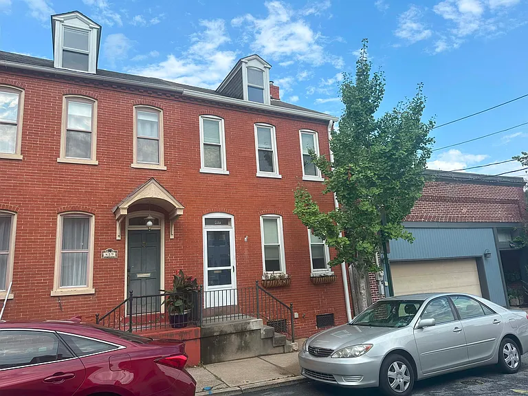 417 N Mary St — Photo 27