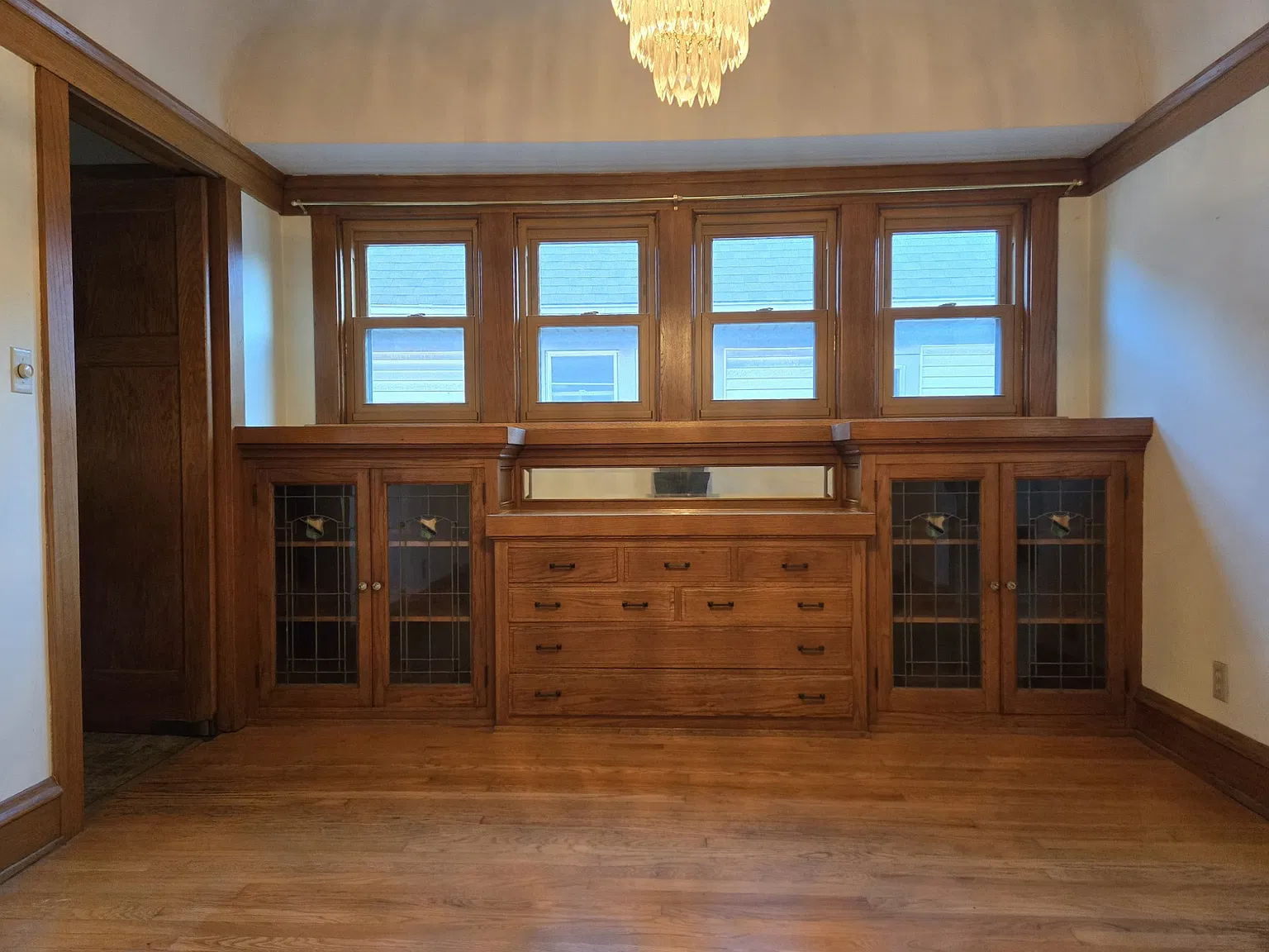 2 bed, 1100 sqft, $1,600 — Photo 4