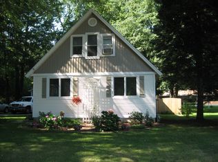 585 Sunset St, Coopersville, MI 49404