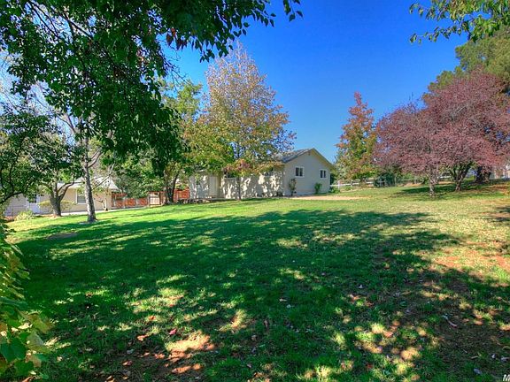 5th image of 11300 Scofield Way