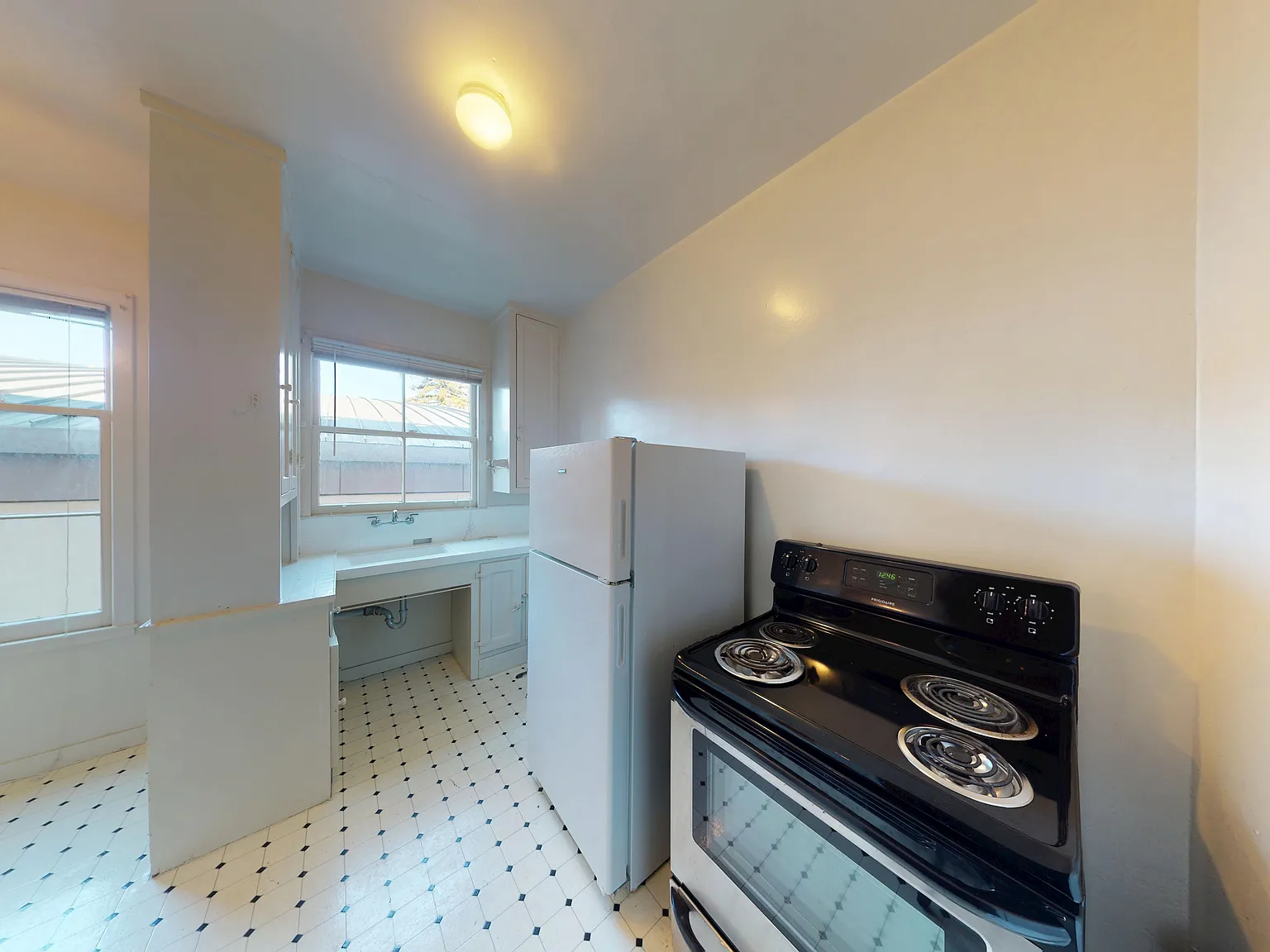 2605 Haste Street — Photo 2