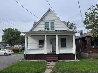 2758 Falls St, Niagara Falls, NY 14303