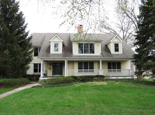 3841 Howard Ave #1, Western Springs, IL 60558