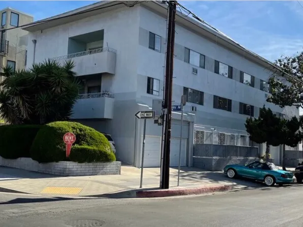 7617 De Longpre Ave APT 8, Los Angeles, CA 90046