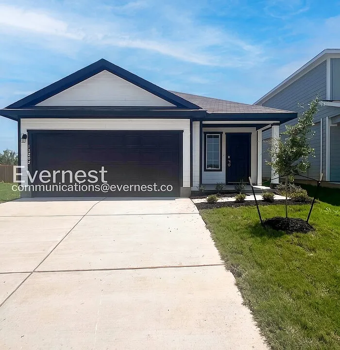 13202 Cerise Queen Way
