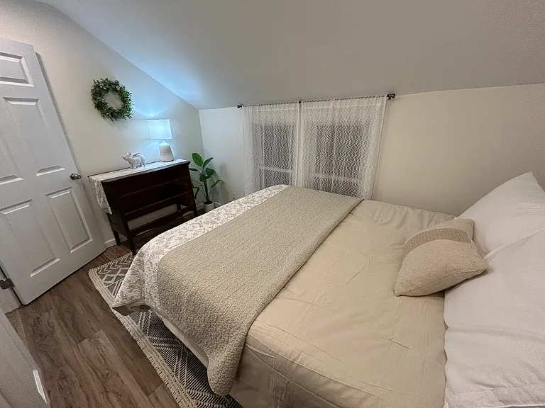 9409 Hamilton St — Photo 18