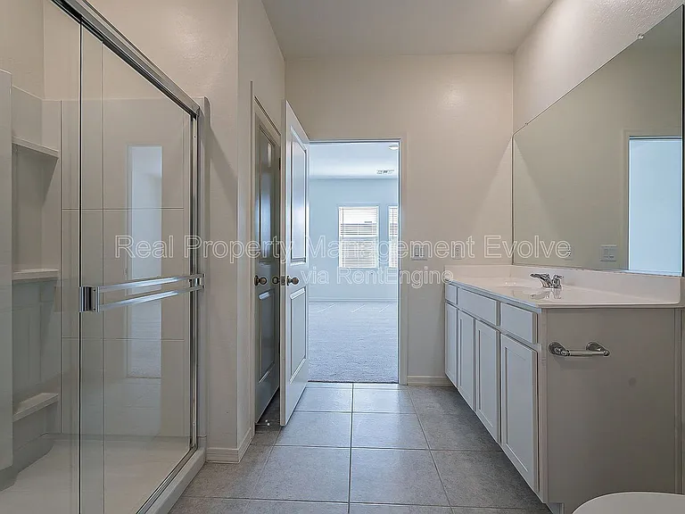 6511 W Magdalena Ln — Photo 18