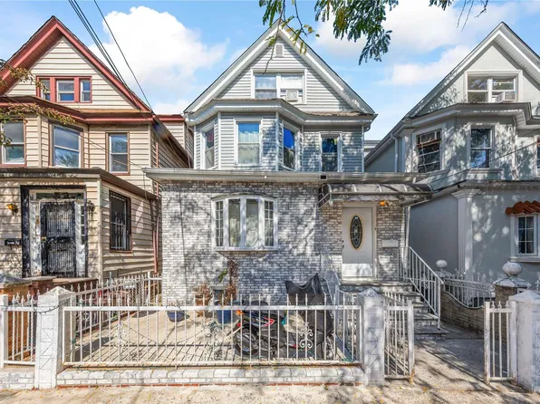 94-23 40th Drive, Elmhurst, NY 11373