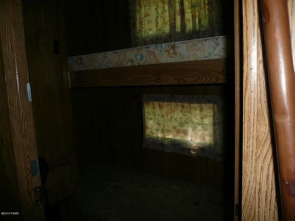 5th image of 4636 Crow Ln