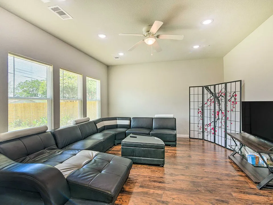 3510 Oleander Ave #ID1545914P