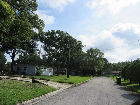 5th image of 10815 N Hubert Ave
