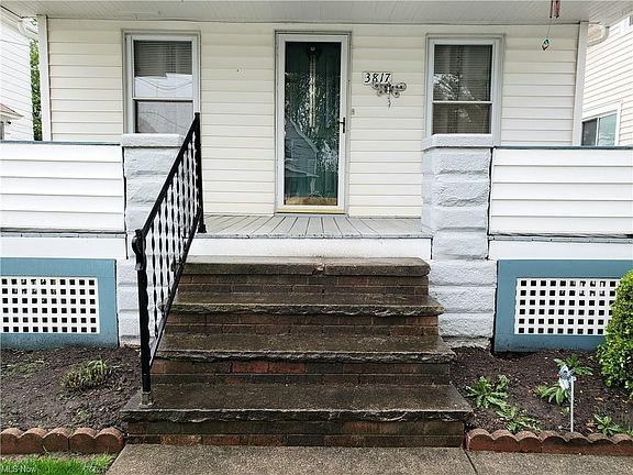 2nd image of 3817 Behrwald Ave