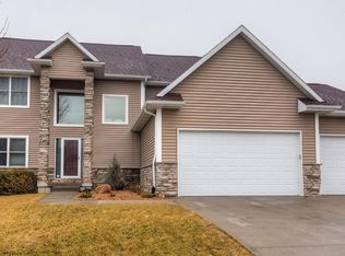 2915 147th St, Urbandale, IA 50323