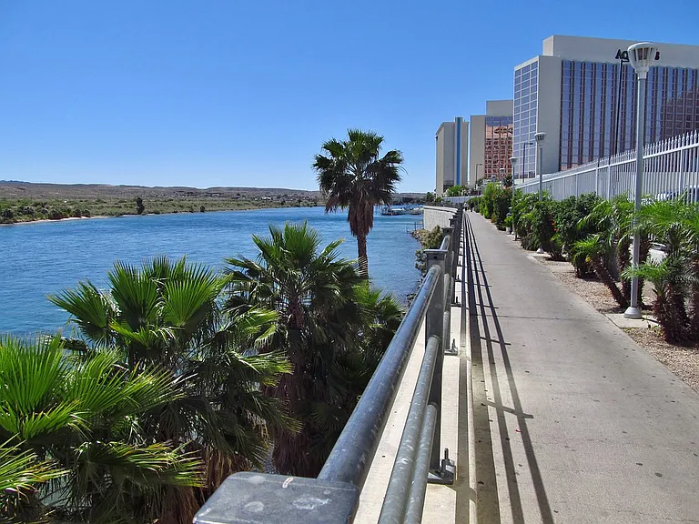 Laughlin River walk