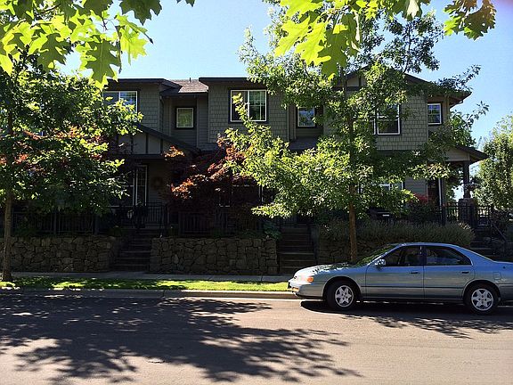 2nd image of 11860 SW Palermo St