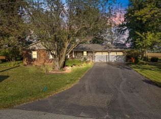 107 N Homer Ln, Wolcott, IN